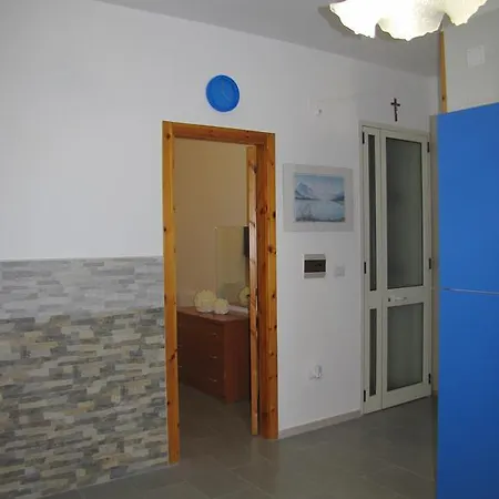 Casa Vacanze Robinia Holiday home *